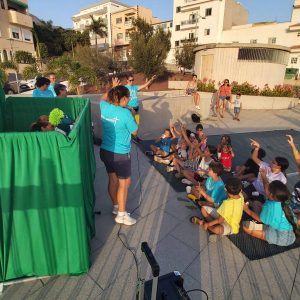 Evangelizando_al_aire_libre_con_titeres